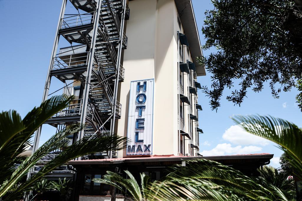 Hotel Max Aversa Exteriér fotografie
